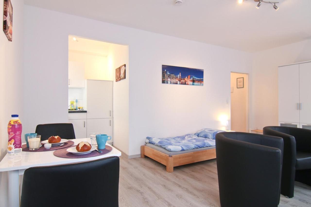 Apartmondo Ferienapartments Оберхаузен Екстериор снимка