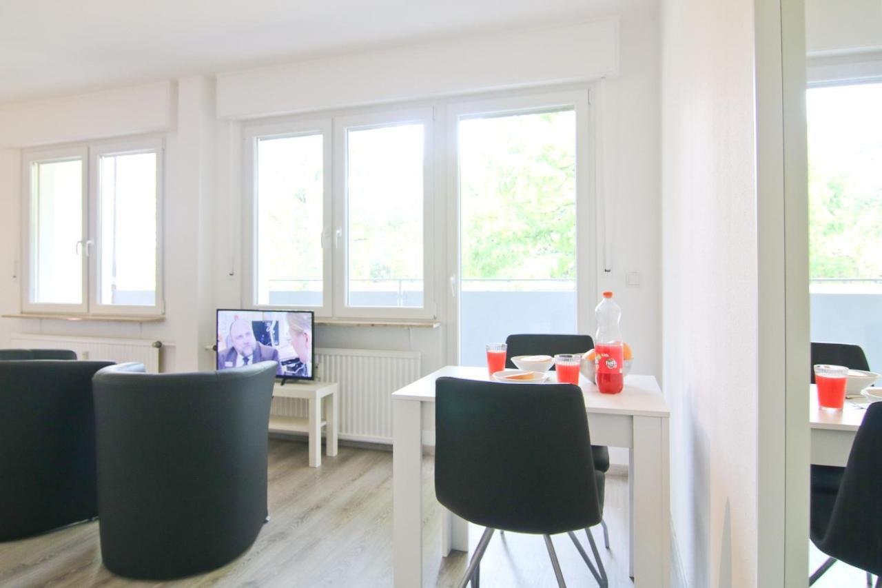 Apartmondo Ferienapartments Оберхаузен Екстериор снимка