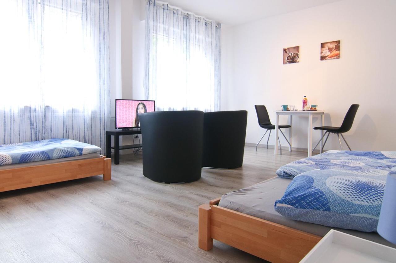 Apartmondo Ferienapartments Оберхаузен Екстериор снимка